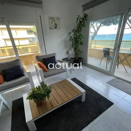 Acapulco 1-4 بلاتجا ذارو